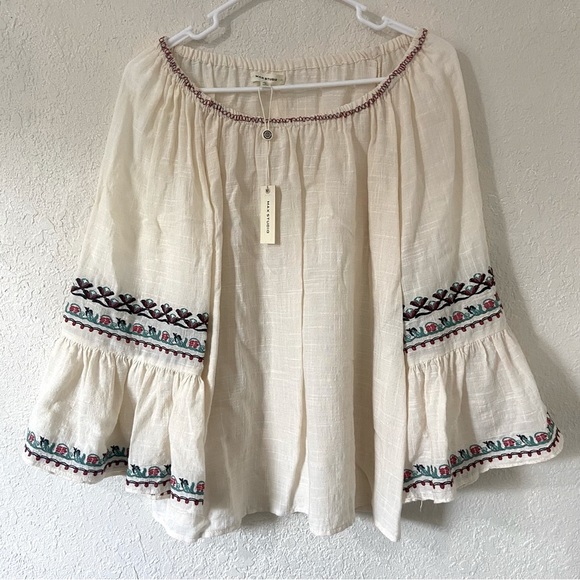 Max Studio Embroidered Ruffle sleeve peasant boho blouse Size Medium NWT - Picture 2 of 8